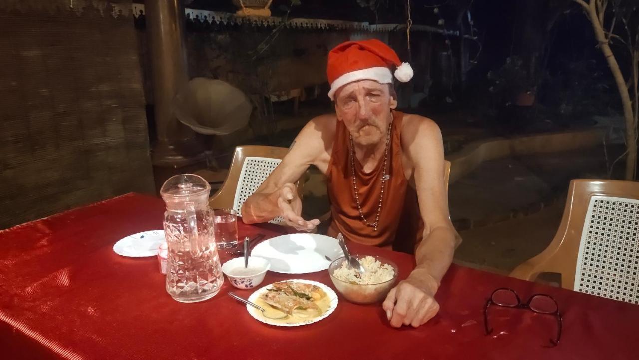 Ambadi'S Villa -Lake View Resort Pallipuram エクステリア 写真