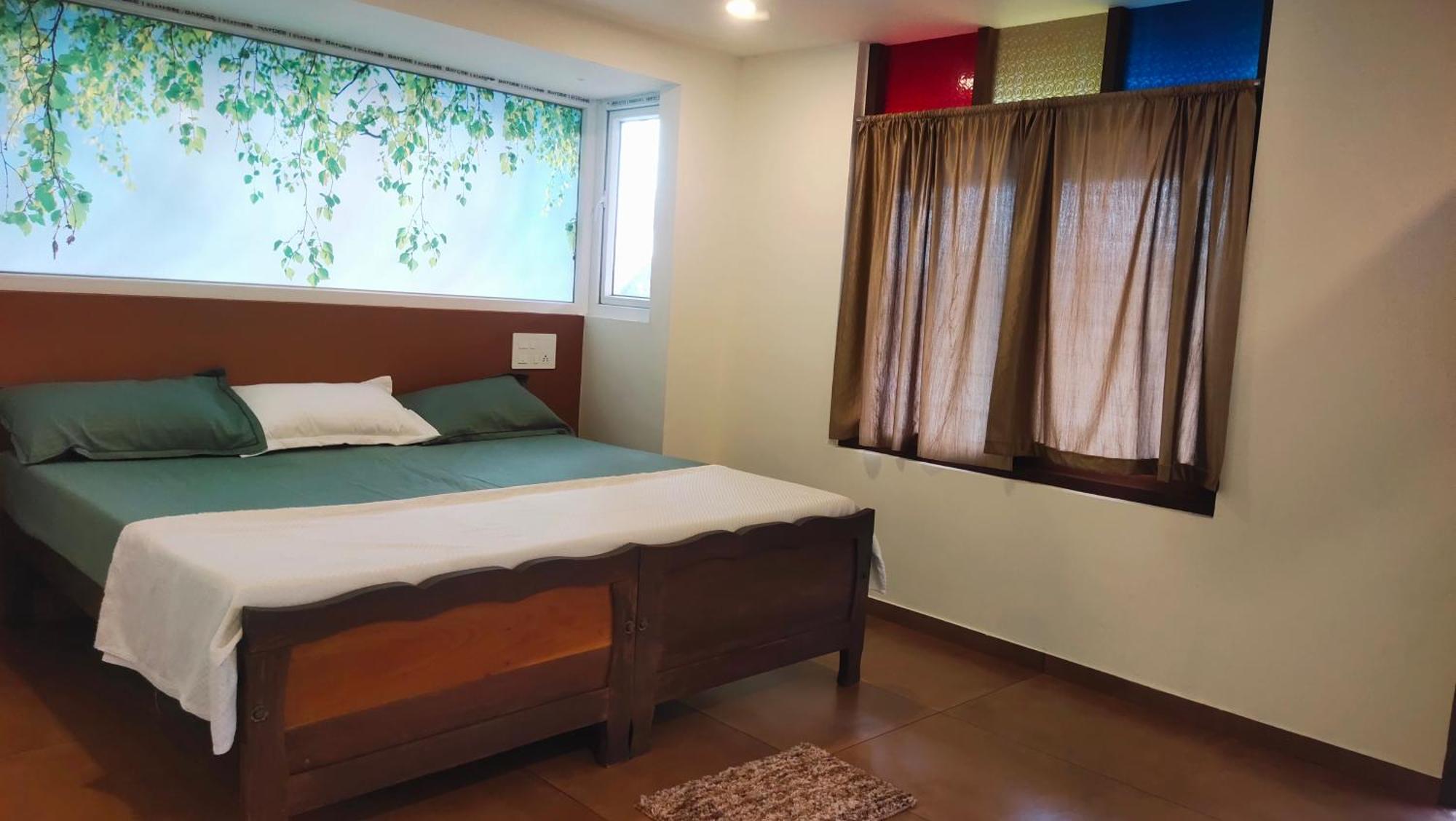 Ambadi'S Villa -Lake View Resort Pallipuram エクステリア 写真