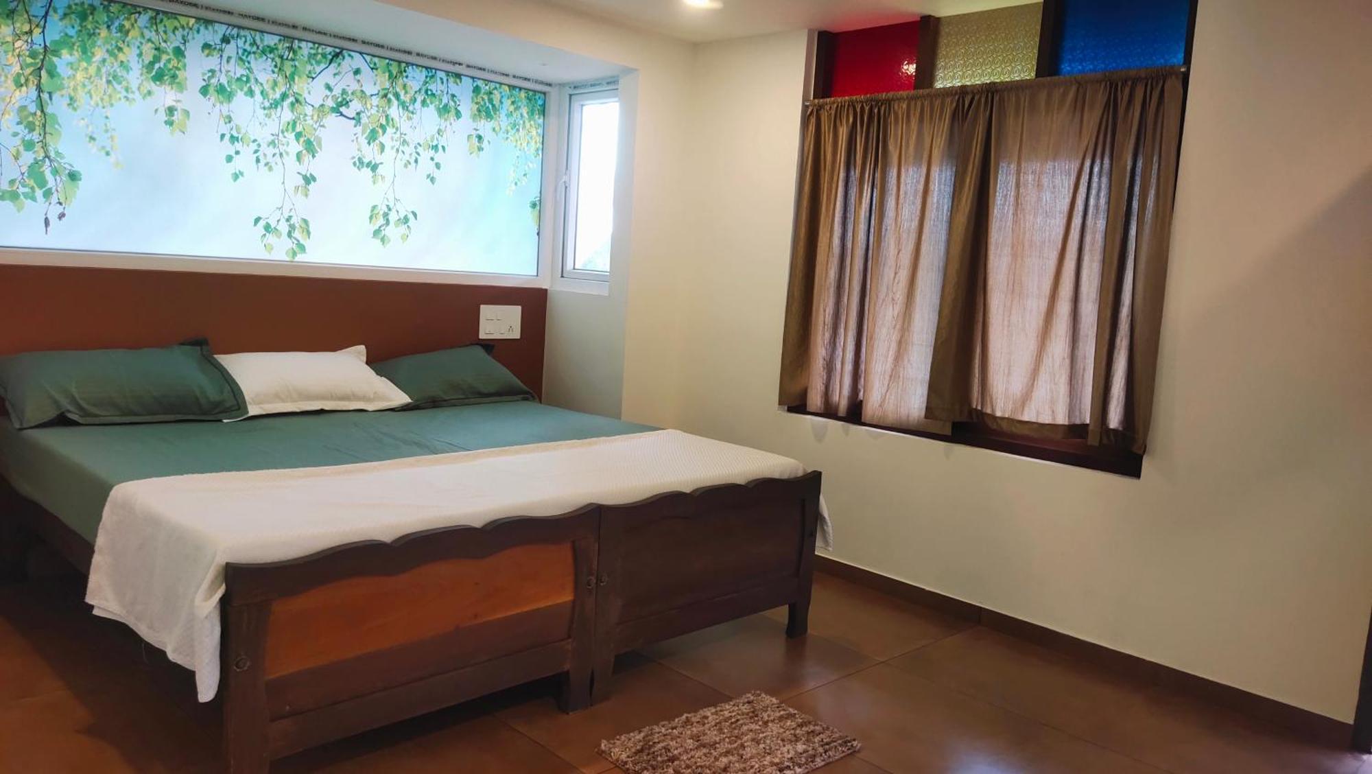 Ambadi'S Villa -Lake View Resort Pallipuram エクステリア 写真