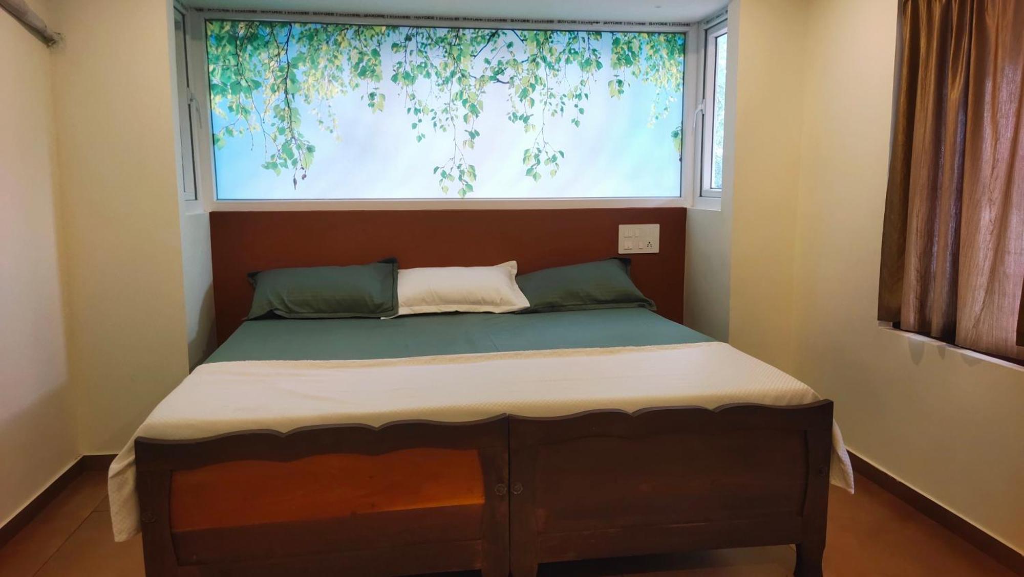 Ambadi'S Villa -Lake View Resort Pallipuram エクステリア 写真