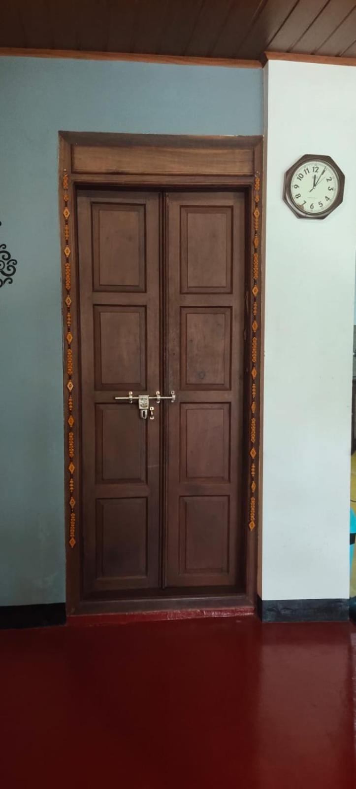 Ambadi'S Villa -Lake View Resort Pallipuram エクステリア 写真